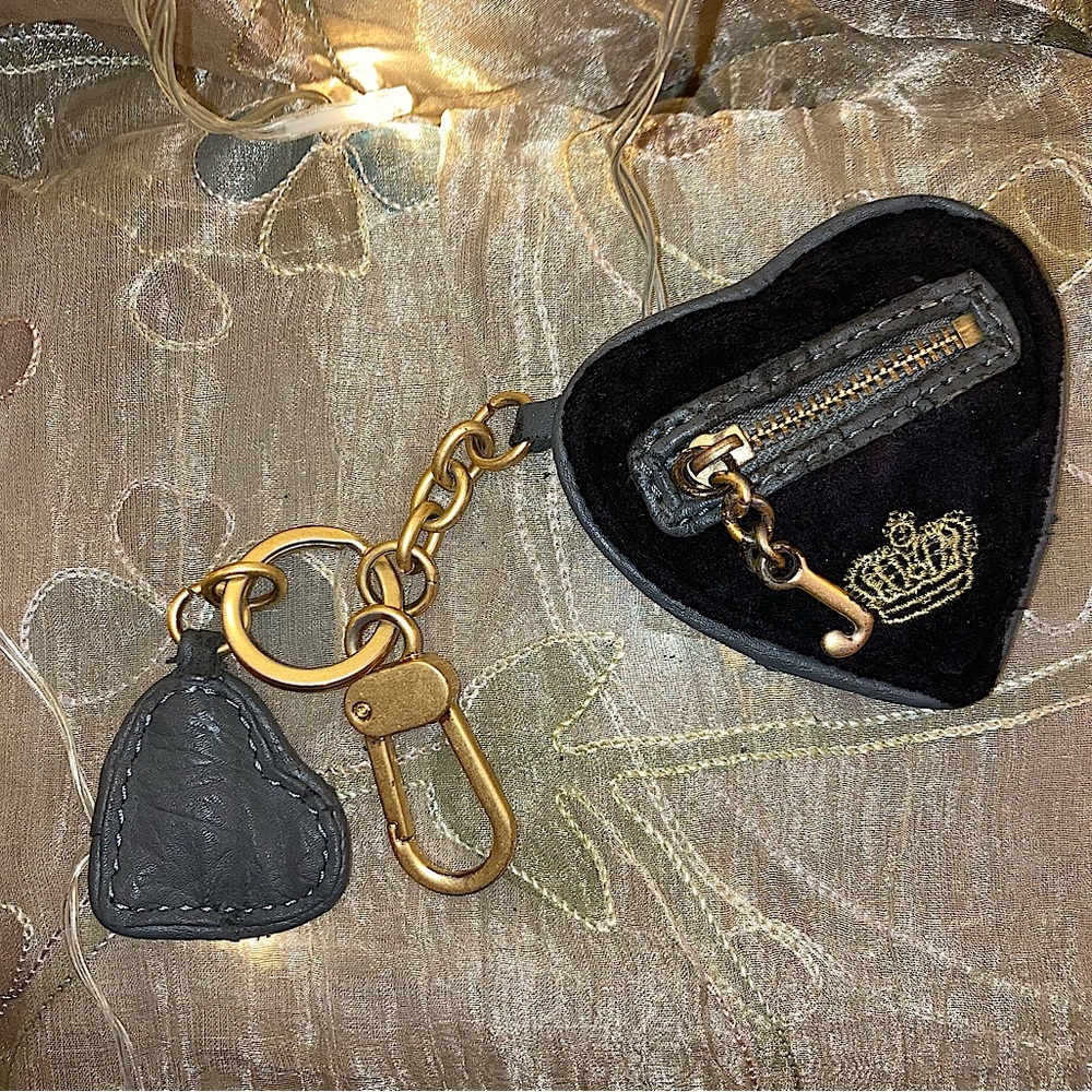 👛Fabulous Y2K Vintage Juicy Couture Bag Charm👛